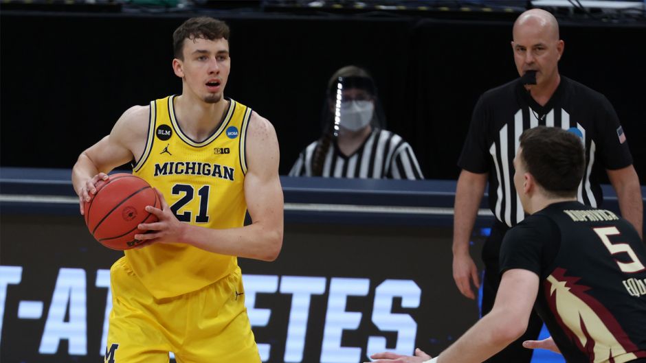 他的防守反 他的防守反