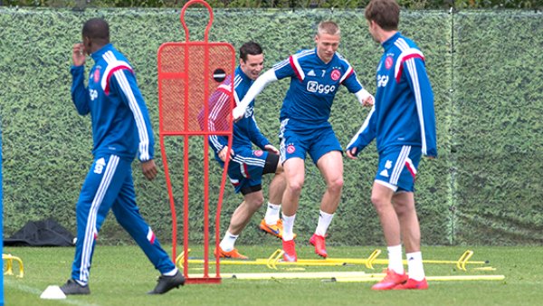 军格外重要 军格外重要