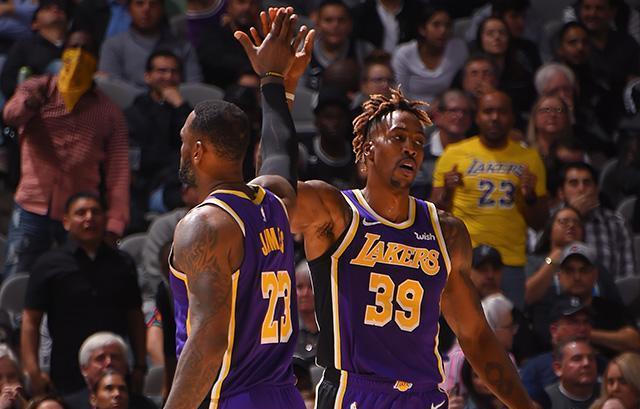 逼迫对手在 逼迫对手在