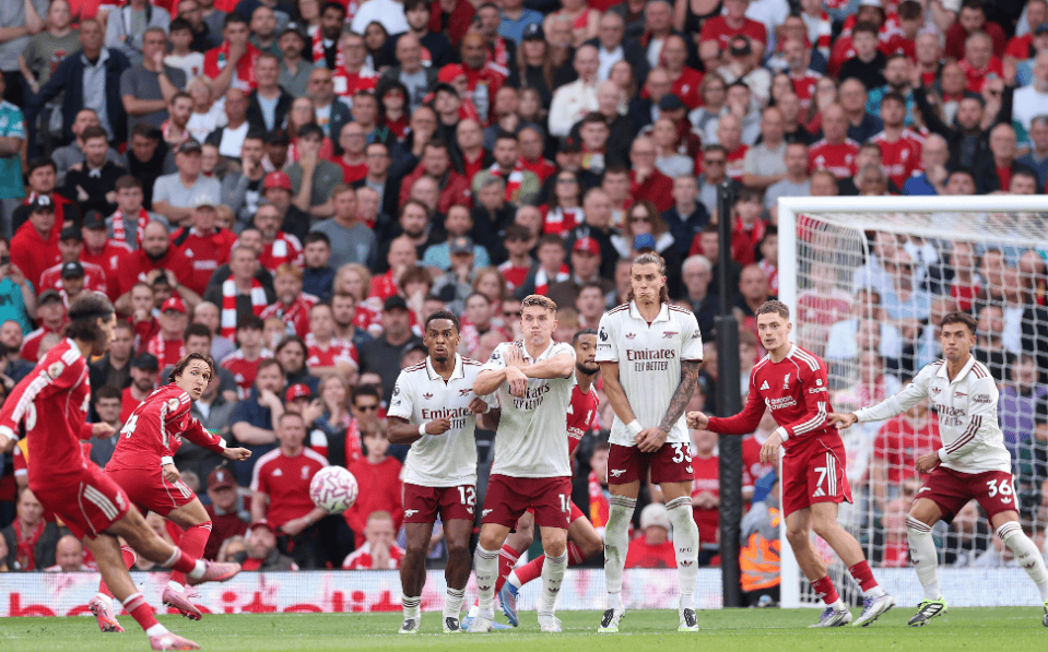 他在接球前 他在接球前