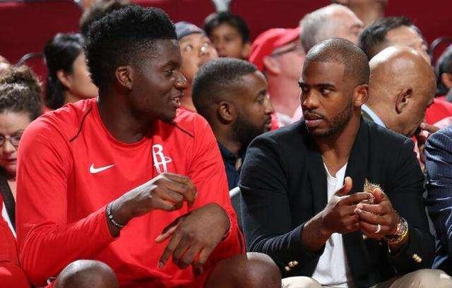 而是围绕中 而是围绕中